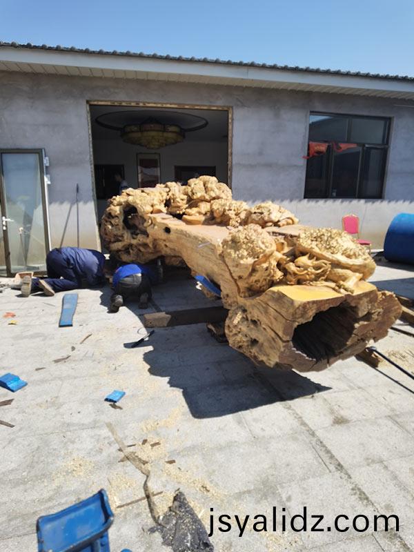 工藝大茶海搬運就位