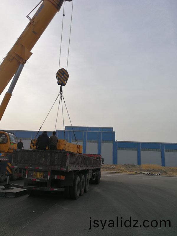 設備起重弔裝(zhuang)搬運