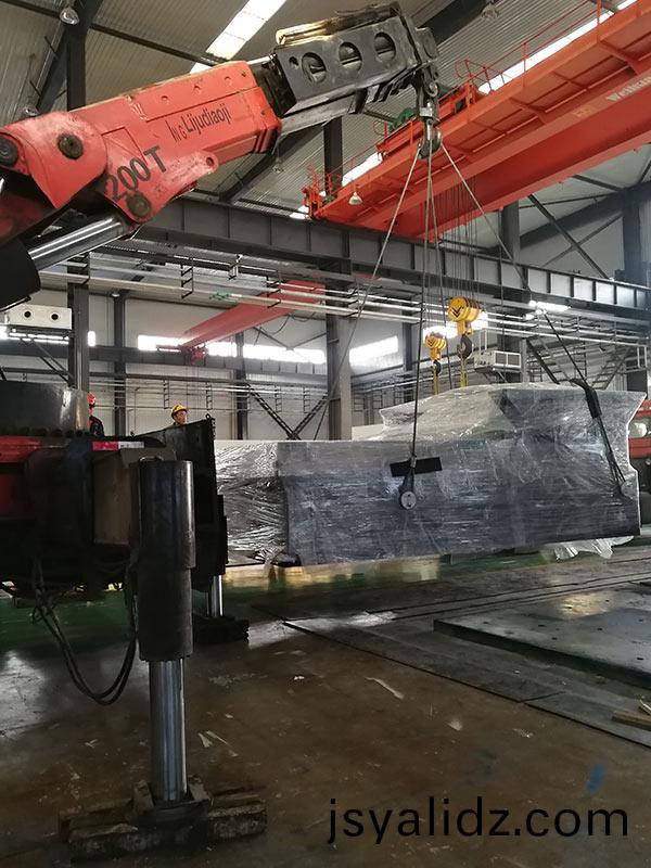 設備起重弔裝(zhuang)搬運(yun)